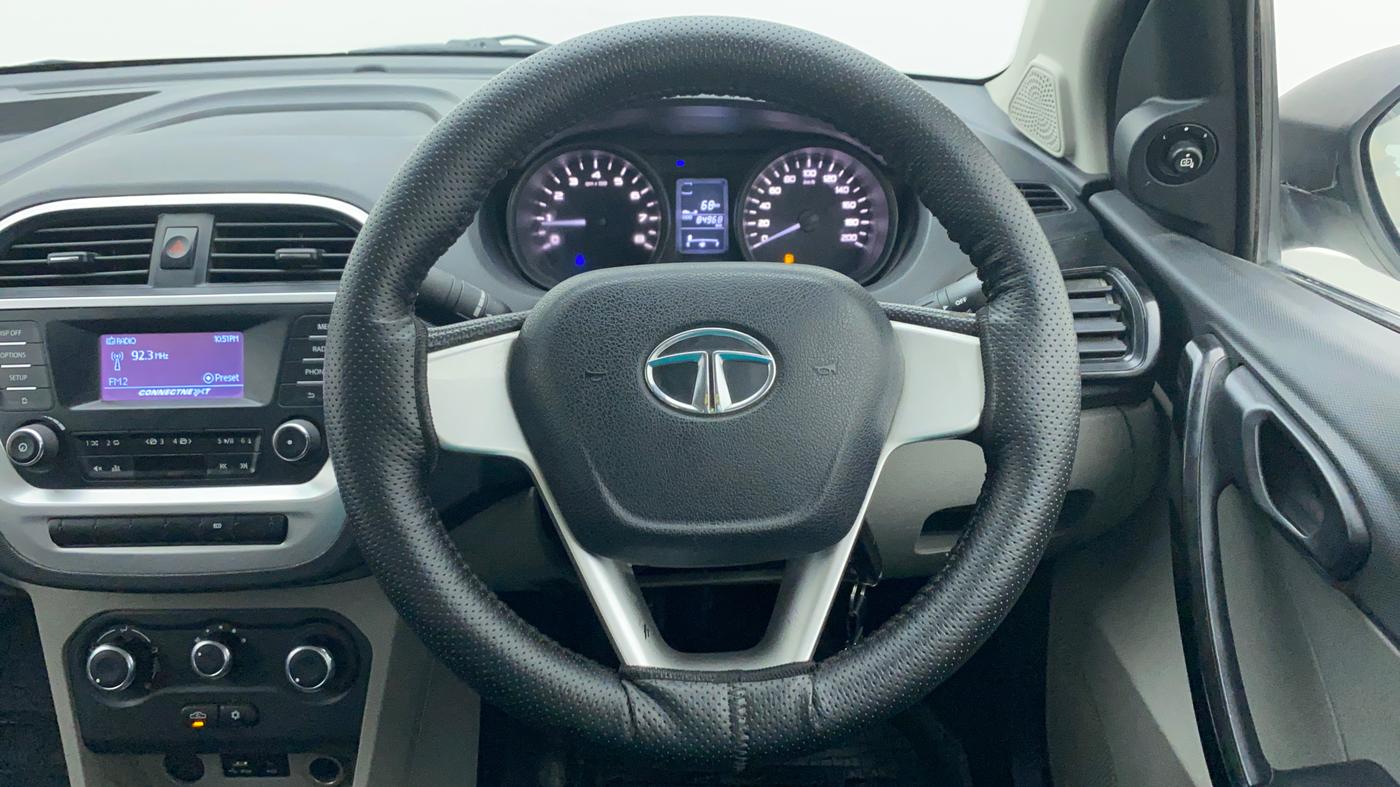 2016 Tata Tiago XT 1.05 REVOTORQ, Diesel, Manual, 87,128 km, Steering Wheel Close Up