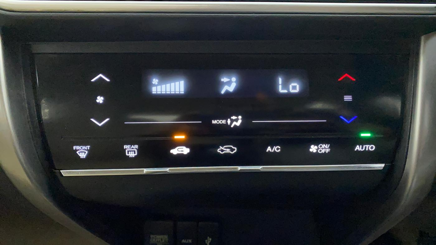 2015 Honda City 1.5L I-VTEC V MT, Petrol, Manual, 93,489 km, Automatic Climate Control