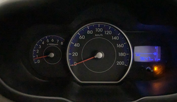 2014 Hyundai i10 MAGNA 1.1, Petrol, Manual, 9,638 km, Odometer Image