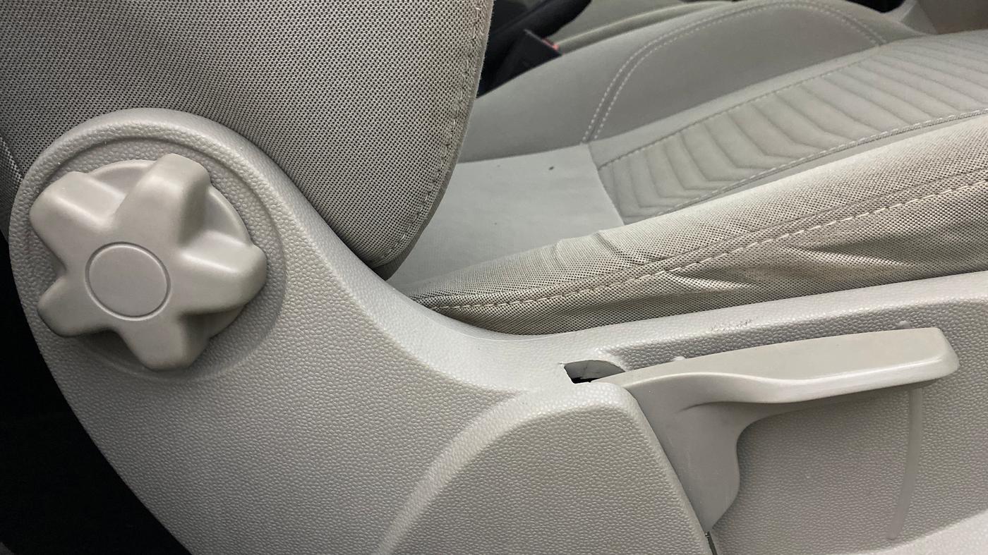 2015 Ford Fiesta TITANIUM DIESEL, Diesel, Manual, 58,007 km, Driver Side Adjustment Panel