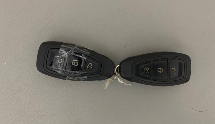 2015 Ford Fiesta TITANIUM DIESEL, Diesel, Manual, 58,007 km, Key Close Up