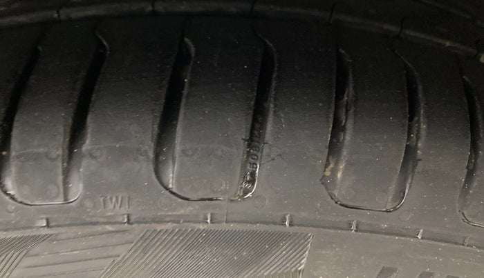 2015 Ford Fiesta TITANIUM DIESEL, Diesel, Manual, 58,007 km, Left Rear Tyre Tread