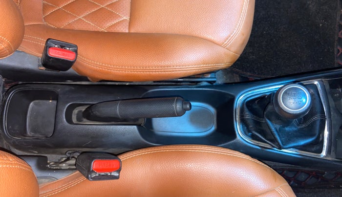 2023 Honda Amaze 1.2L I-VTEC VX, Petrol, Manual, 32,831 km, Gear Lever