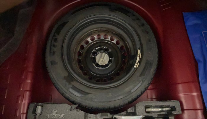 2015 Honda Amaze 1.2L I-VTEC S, Petrol, Manual, 64,965 km, Spare Tyre