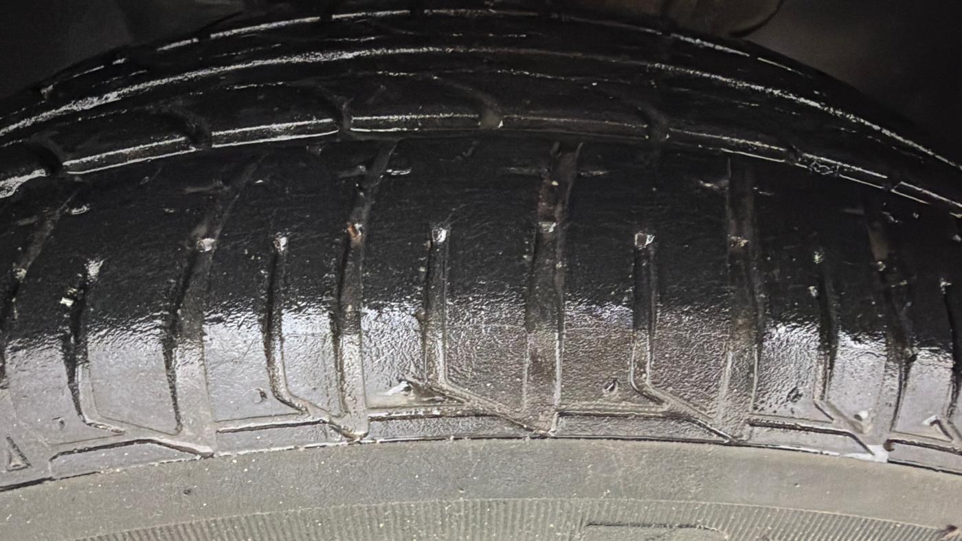 2017 Tata Tiago XZ PETROL, Petrol, Manual, 50,875 km, Left Front Tyre Tread