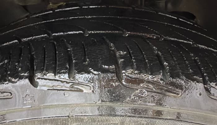 2017 Tata Tiago XZ PETROL, Petrol, Manual, 50,875 km, Right Front Tyre Tread