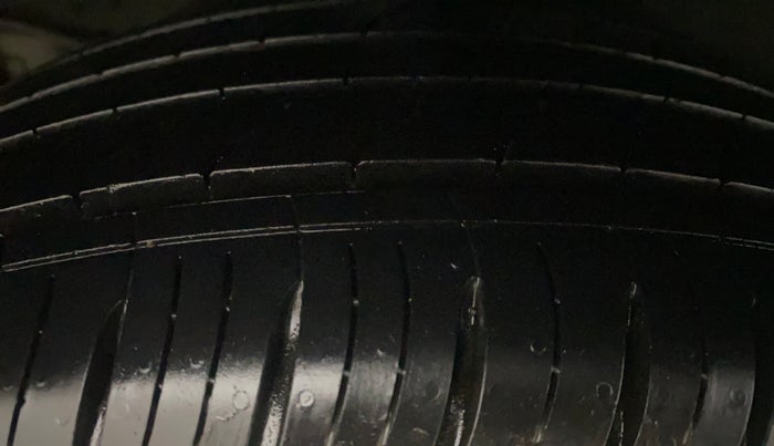 2023 KIA SONET HTX 1.0 DCT, Petrol, Automatic, 21,639 km, Right Rear Tyre Tread