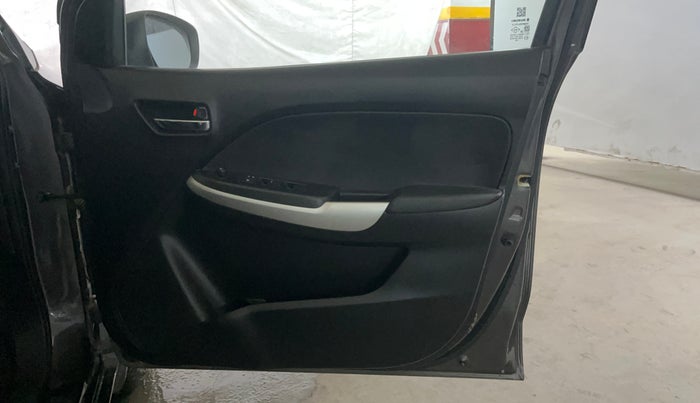 2016 Maruti Baleno DELTA PETROL 1.2, Petrol, Manual, 28,157 km, Driver Side Door Panels Control