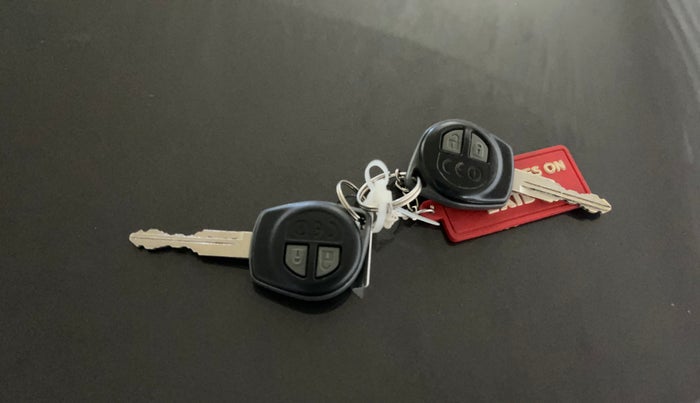 2016 Maruti Baleno DELTA PETROL 1.2, Petrol, Manual, 28,157 km, Key Close Up