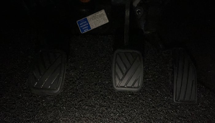 2016 Maruti Baleno DELTA PETROL 1.2, Petrol, Manual, 28,157 km, Pedals