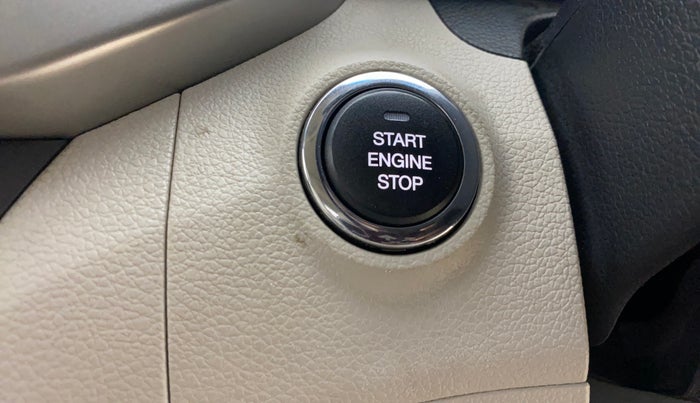 2019 Mahindra XUV300 W8 (O) 1.5 DIESEL, Diesel, Manual, 42,533 km, Keyless Start/ Stop Button