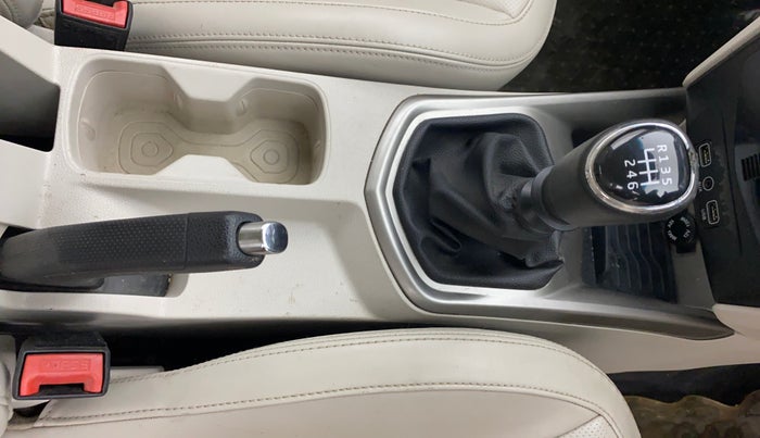 2019 Mahindra XUV300 W8 (O) 1.5 DIESEL, Diesel, Manual, 42,533 km, Gear Lever