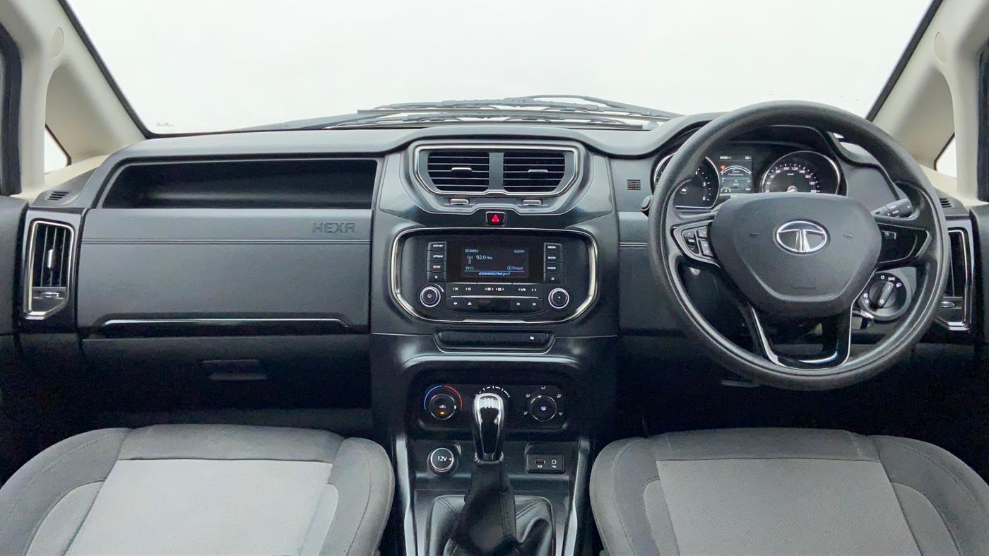 2018 Tata Hexa Varicor 320 XE, Diesel, Manual, 36,122 km, Dashboard