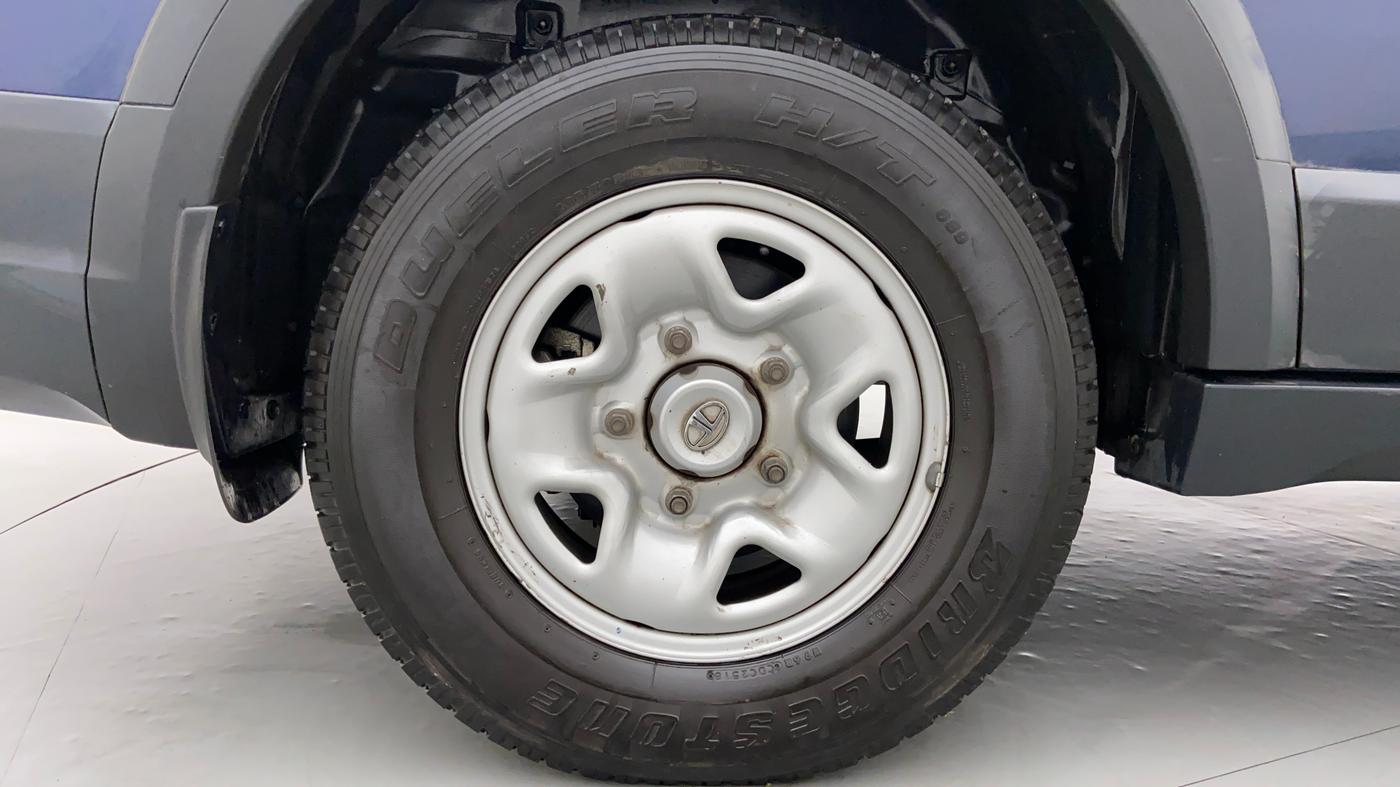 2018 Tata Hexa Varicor 320 XE, Diesel, Manual, 36,122 km, Right Rear Wheel