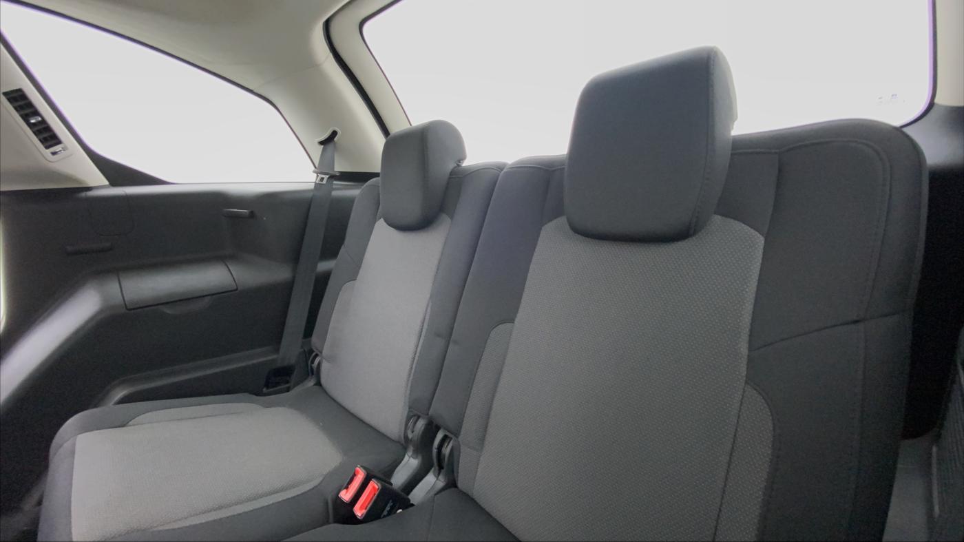 2018 Tata Hexa Varicor 320 XE, Diesel, Manual, 36,122 km, Third Seat Row ( optional )
