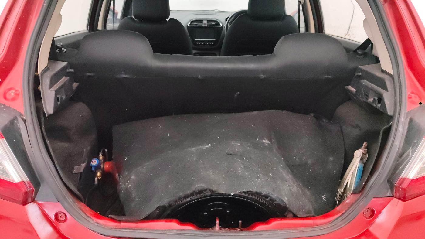 2019 Tata Tiago XZ PLUS PETROL, CNG, Manual, 79,805 km, Boot Inside