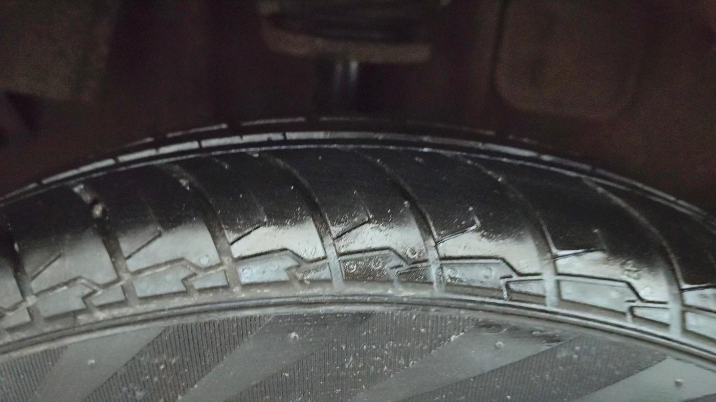 2019 Tata Tiago XZ PLUS PETROL, CNG, Manual, 79,805 km, Right Rear Tyre Tread