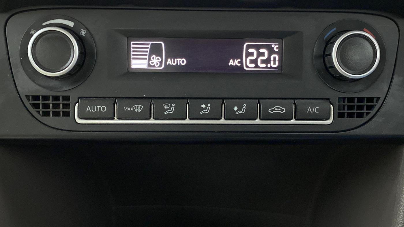 2014 Volkswagen Vento HIGHLINE PETROL, Petrol, Manual, 37,558 km, Automatic Climate Control