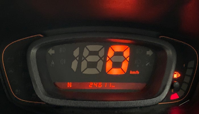 2018 Renault Kwid 1.0 RXT Opt AT, Petrol, Automatic, 24,611 km, Odometer Image