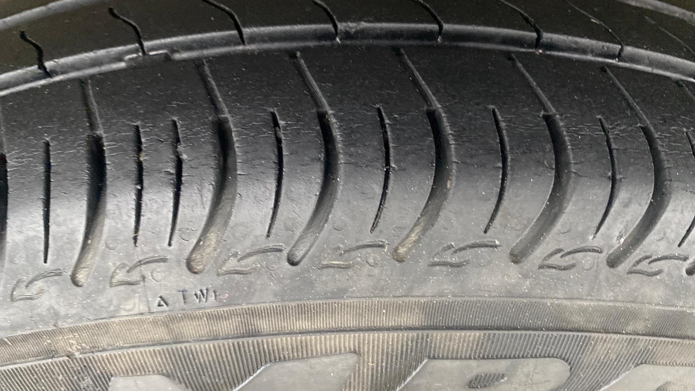 2022 Maruti S PRESSO VXI PLUS (O) AMT, Petrol, Automatic, 40,801 km, Left Rear Tyre Tread