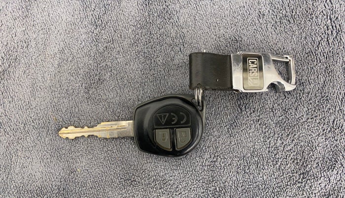 2019 Maruti S PRESSO VXI AMT, Petrol, Automatic, 75,471 km, Key Close Up