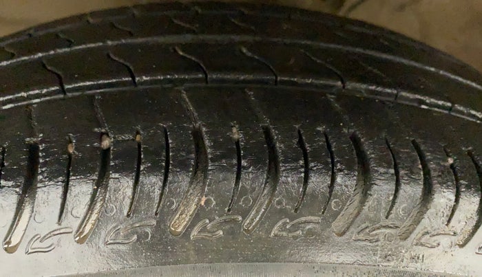 2019 Maruti S PRESSO VXI AMT, Petrol, Automatic, 75,471 km, Left Front Tyre Tread