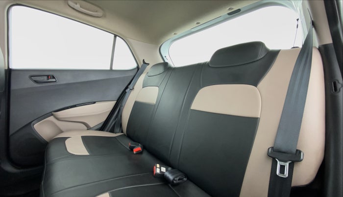 2020 Hyundai Grand i10 MAGNA 1.2 VTVT, Petrol, Manual, 6,634 km, Right Side Rear Door Cabin