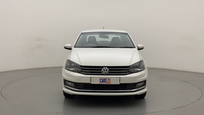2016 Volkswagen Vento HIGHLINE 1.6 MPI, Petrol, Manual, 1,15,252 km, Front