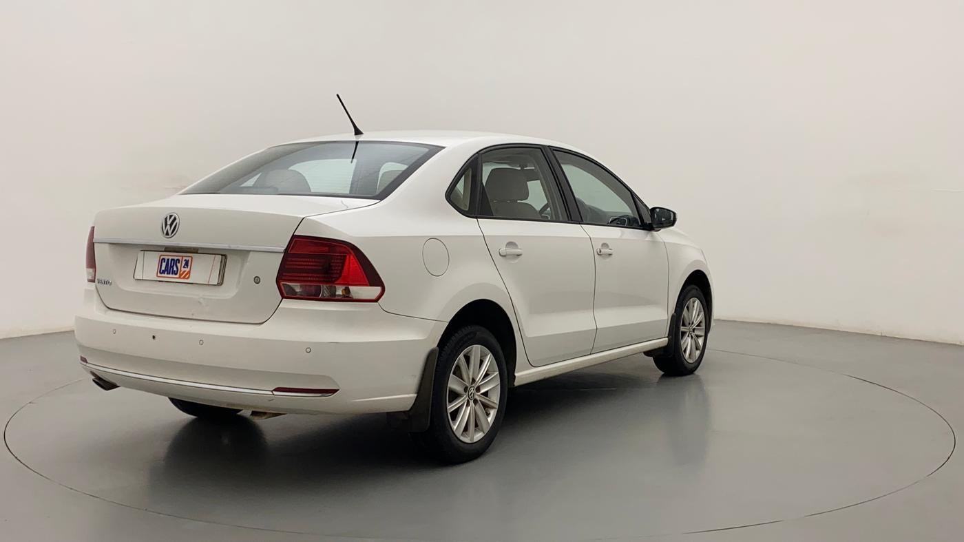 2016 Volkswagen Vento HIGHLINE 1.6 MPI, Petrol, Manual, 1,15,252 km, Right Back Diagonal