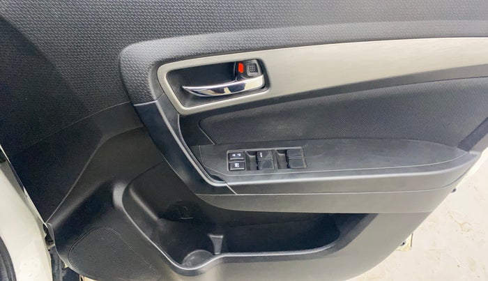 2019 Maruti Vitara Brezza ZDI, Diesel, Manual, 28,339 km, Driver Side Door Panels Control