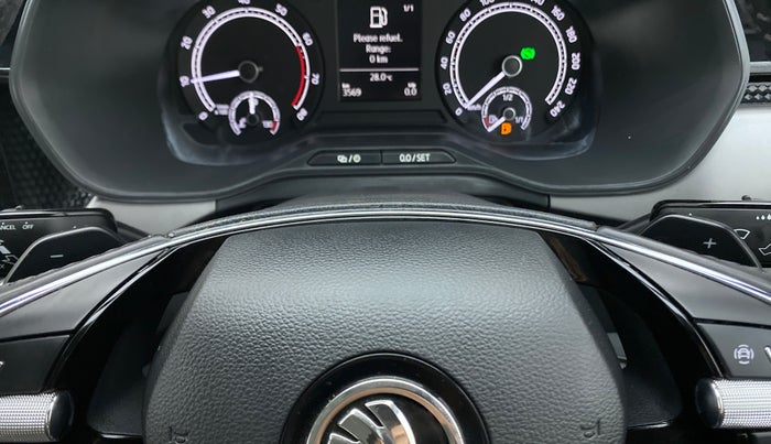 2022 Skoda KUSHAQ AMBITION 1.0 TSI AT, Petrol, Automatic, 3,569 km, Paddle Shifters