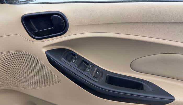 2018 Ford Figo Aspire TITANIUM 1.2 PETROL, Petrol, Manual, 72,187 km, Driver Side Door Panels Control