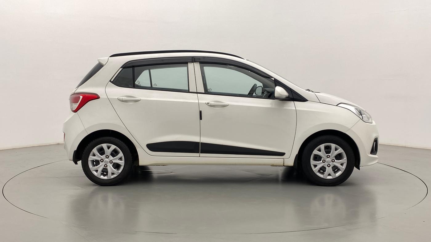 2015 Hyundai Grand i10 SPORTZ 1.2 KAPPA VTVT, Petrol, Manual, 64,053 km, Right Side View