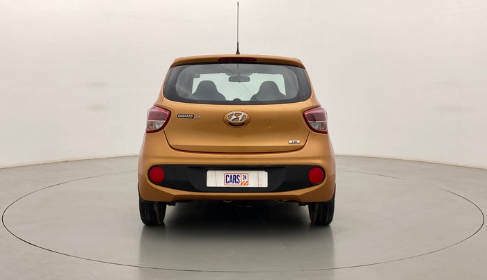 2017 Hyundai Grand i10 MAGNA 1.2 KAPPA VTVT, Petrol, Manual, 26,312 km, Back/Rear