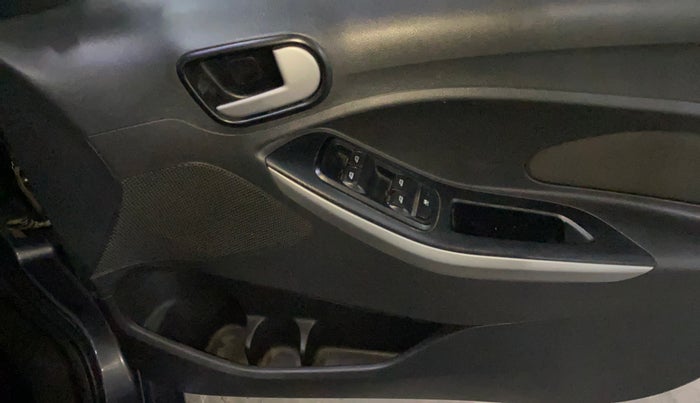 2017 Ford New Figo TITANIUM1.5 DIESEL, Diesel, Manual, 69,729 km, Driver Side Door Panels Control