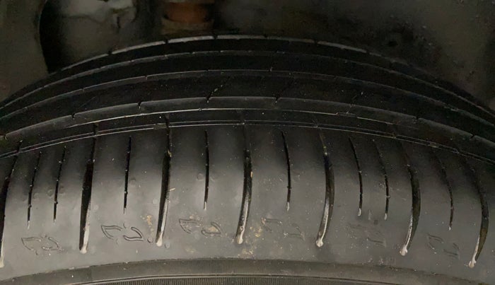 2024 Tata Harrier PURE (O), Diesel, Manual, 7,827 km, Left Rear Tyre Tread