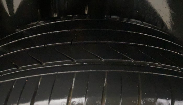 2021 Volkswagen Polo 1.0 GT TSI AT, Petrol, Automatic, 89,221 km, Right Rear Tyre Tread