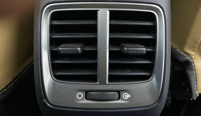 2018 Hyundai Verna 1.6 SX VTVT, Petrol, Manual, 34,323 km, Rear Ac