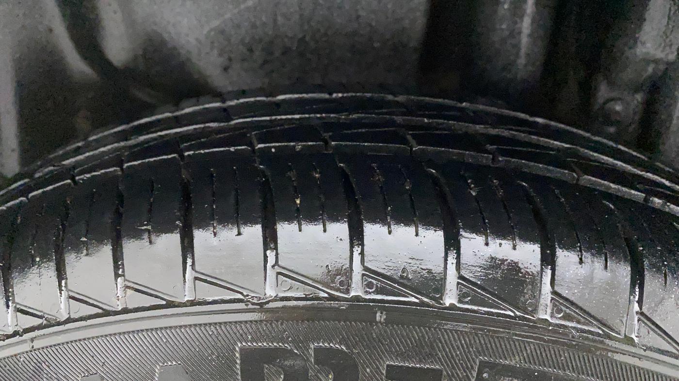 2012 Maruti Swift Dzire LXI, Petrol, Manual, 1,05,885 km, Left Rear Tyre Tread