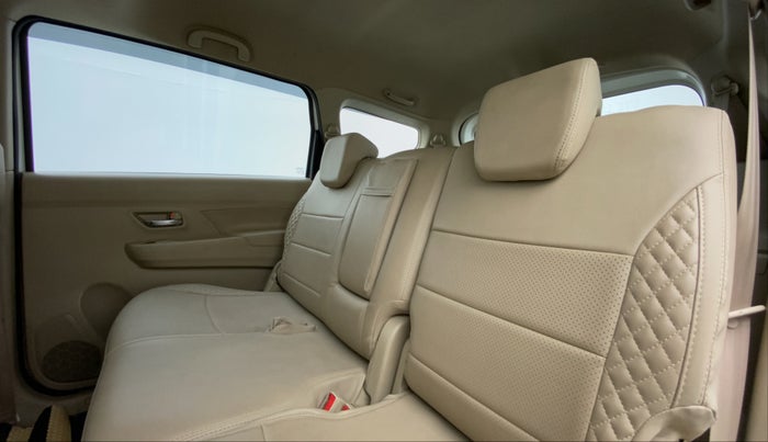2020 Maruti Ertiga VXI SHVS, Petrol, Manual, 13,814 km, Right Side Rear Door Cabin