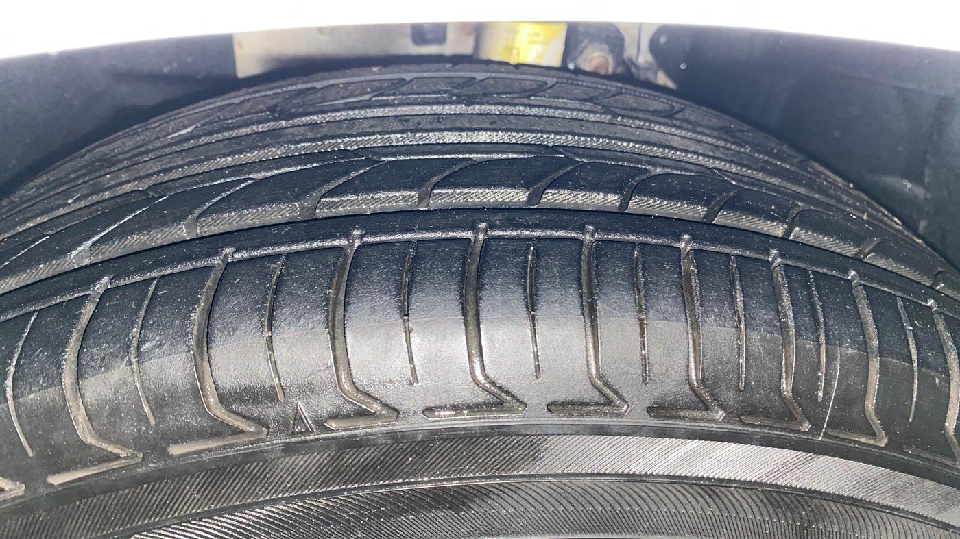 2019 Ford Ecosport TITANIUM 1.5L DIESEL, Diesel, Manual, 40,592 km, Left Front Tyre Tread