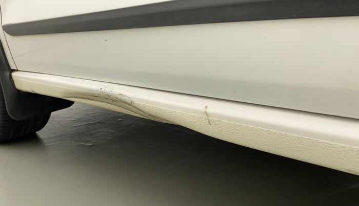 2011 Volkswagen Vento HIGHLINE PETROL AT, Petrol, Automatic, 61,100 km, Left running board - Slightly dented