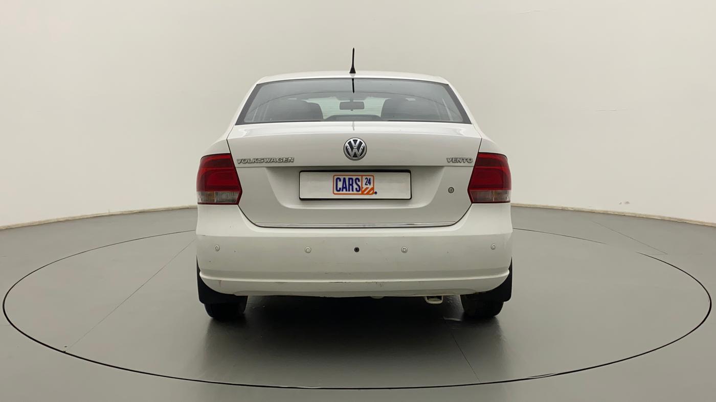 2011 Volkswagen Vento HIGHLINE PETROL AT, Petrol, Automatic, 61,100 km, Back/Rear