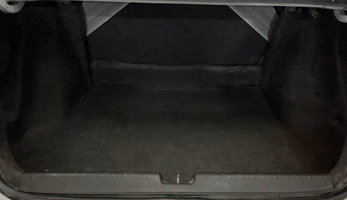 2016 Honda City 1.5L I-VTEC V MT, Petrol, Manual, 73,095 km, Boot Inside