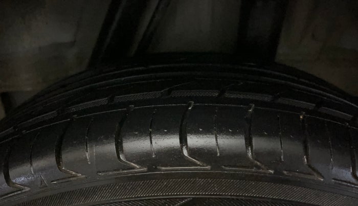 2016 Honda City 1.5L I-VTEC V MT, Petrol, Manual, 73,095 km, Left Rear Tyre Tread