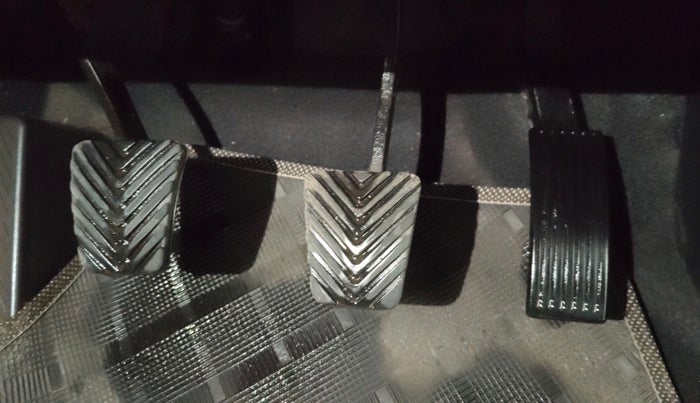 2020 Hyundai Elite i20 SPORTZ PLUS 1.2, Petrol, Manual, 57,476 km, Pedals