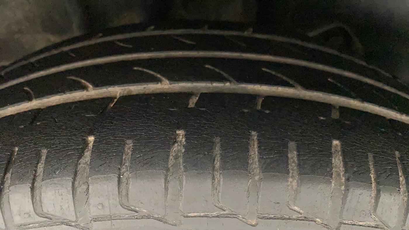 2017 Tata Tiago XZA PETROL, Petrol, Automatic, 45,408 km, Right Rear Tyre Tread