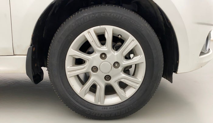 2017 Tata Tiago XZA PETROL, Petrol, Automatic, 45,408 km, Right Front Wheel