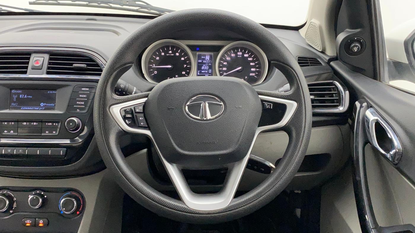 2017 Tata Tiago XZA PETROL, Petrol, Automatic, 45,408 km, Steering Wheel Close Up