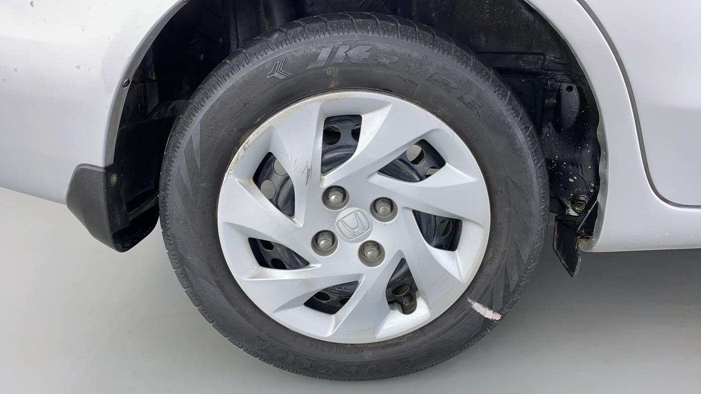 2015 Honda Amaze 1.5 SMT I DTEC, Diesel, Manual, 51,645 km, Right Rear Wheel